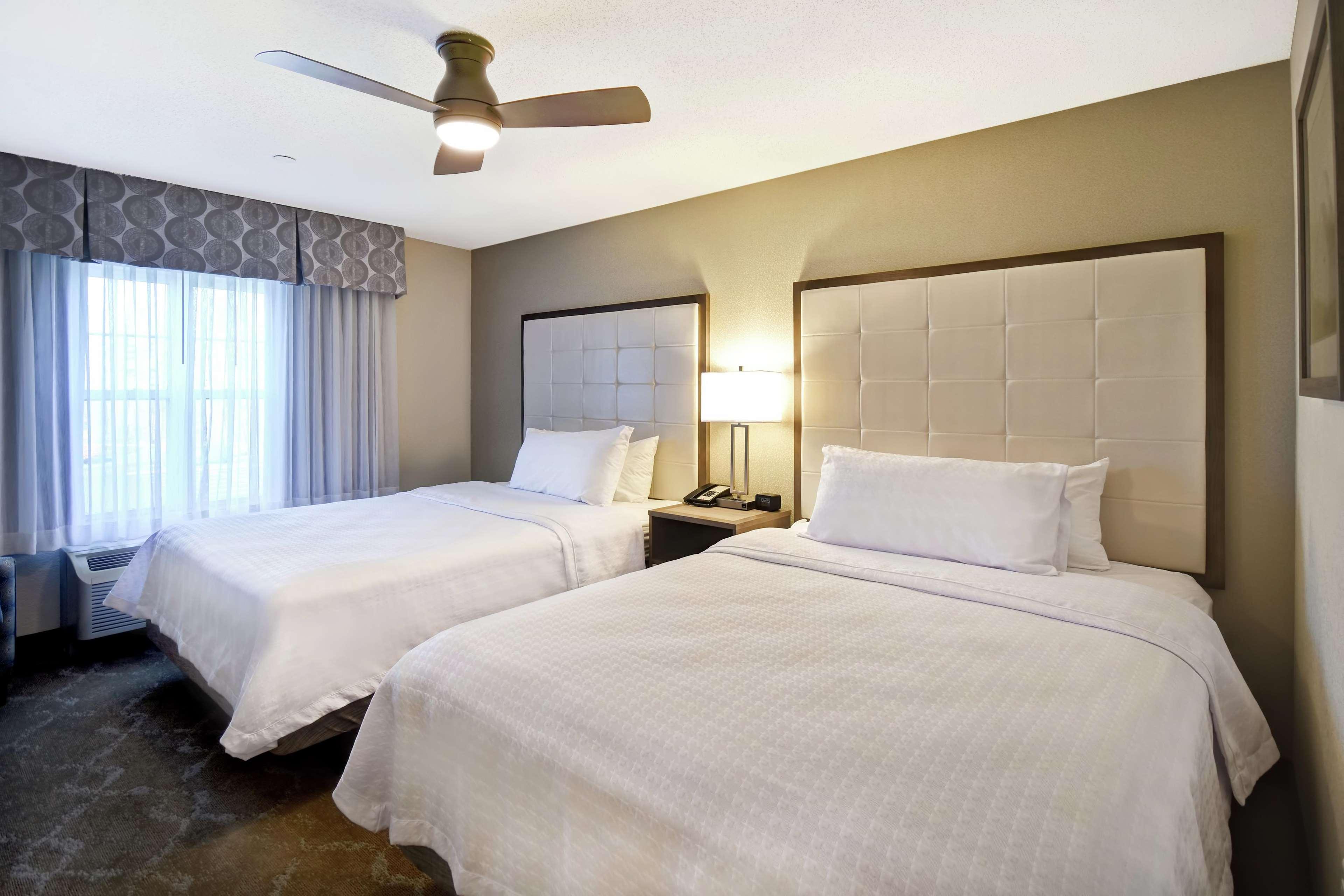 โฮมวู้ด สวีท บาย ฮิลตัน โดเวอร์ Hotel ภายนอก รูปภาพ