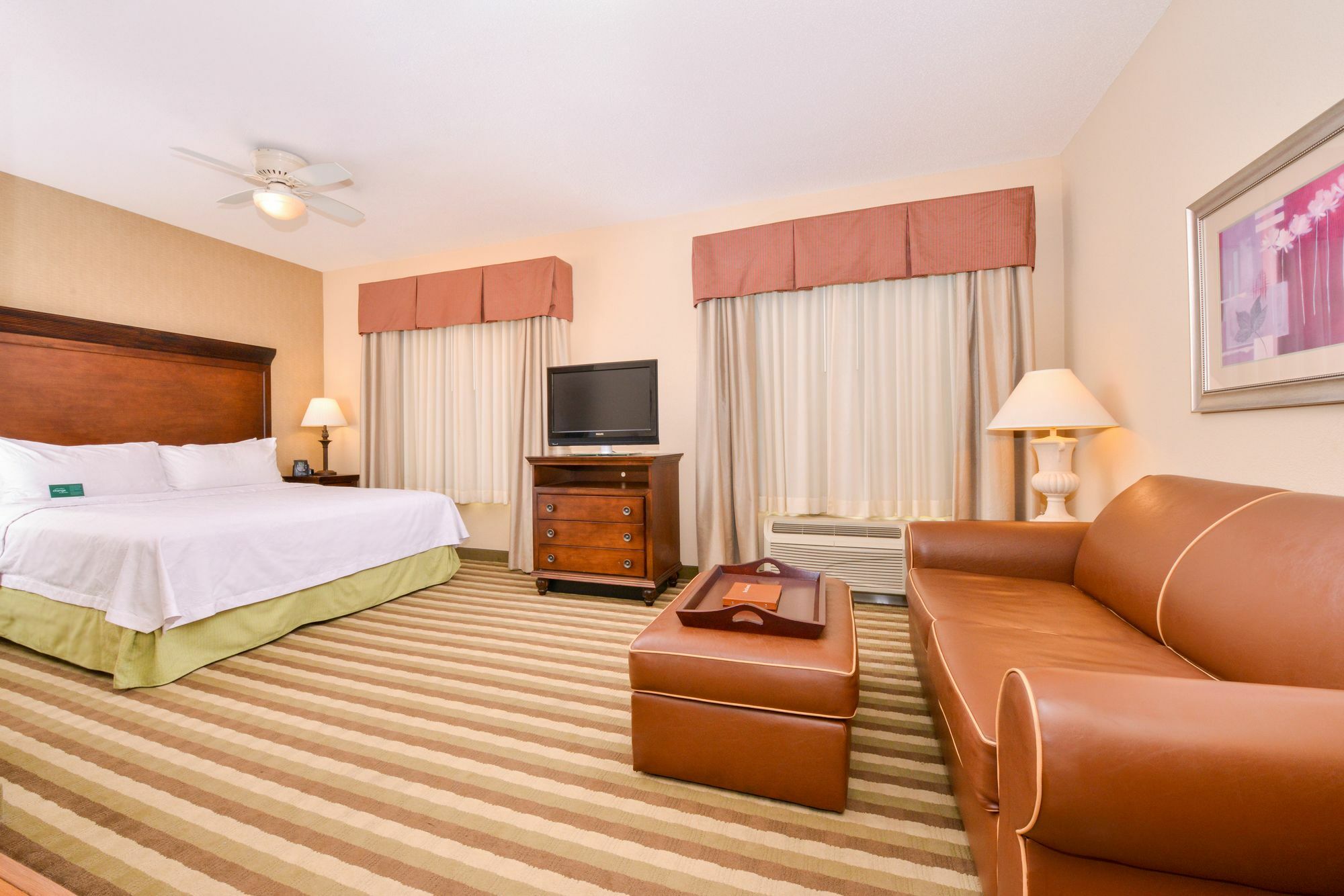 โฮมวู้ด สวีท บาย ฮิลตัน โดเวอร์ Hotel ภายนอก รูปภาพ